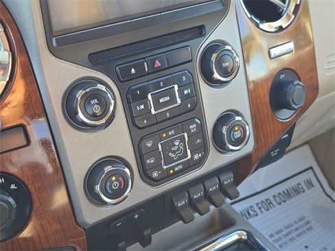 Used 2015 Ford F250 King Ranch image 26