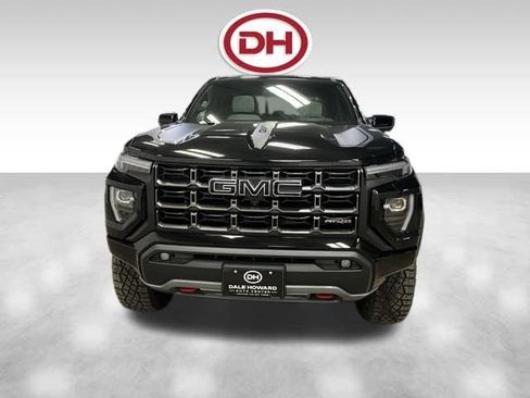 Used 2025 GMC Canyon AT4 w/ AT4X Package AWD/4WD image 2