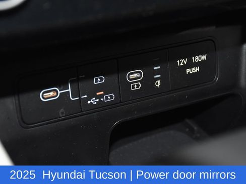Used 2025 Hyundai Tucson SEL AWD/4WD image 23