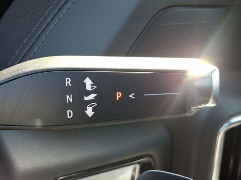 New 2025 GMC Yukon XL Denali w/ Sun & Power Step Package image 15