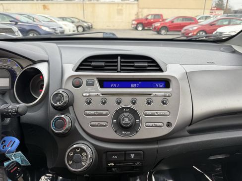 Used 2010 Honda Fit Sport image 16