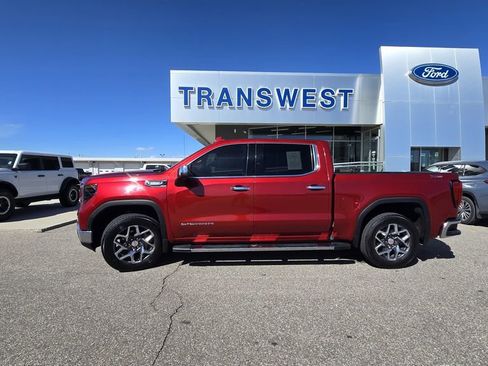 Used 2022 GMC Sierra 1500 SLT w/ SLT Premium Plus Package image 2