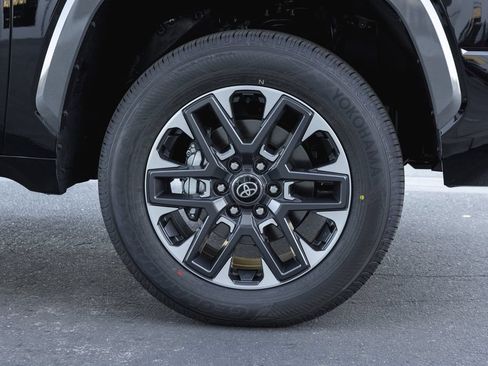New 2026 Toyota Tundra Limited AWD/4WD image 4