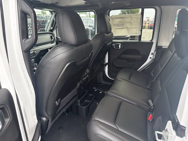 New 2025 Jeep Wrangler Unlimited Sahara w/ Safety Group AWD/4WD image 30