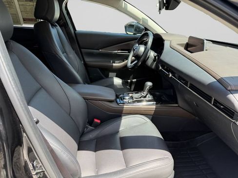 Used 2023 MAZDA CX-30 AWD 2.5 S w/ Premium Package image 17