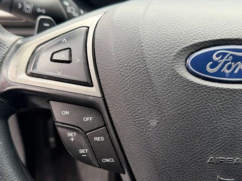 Certified 2019 Ford Fusion SE AWD/4WD image 28