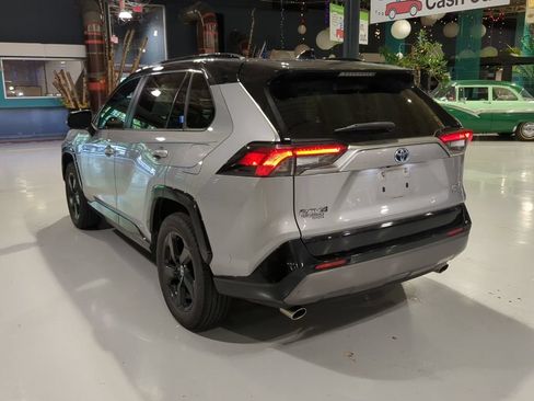 Used 2020 Toyota RAV4 XSE AWD/4WD image 10