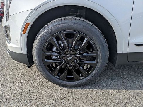 New 2026 Cadillac XT5 Premium Luxury w/ LPO, ONYX Package image 10