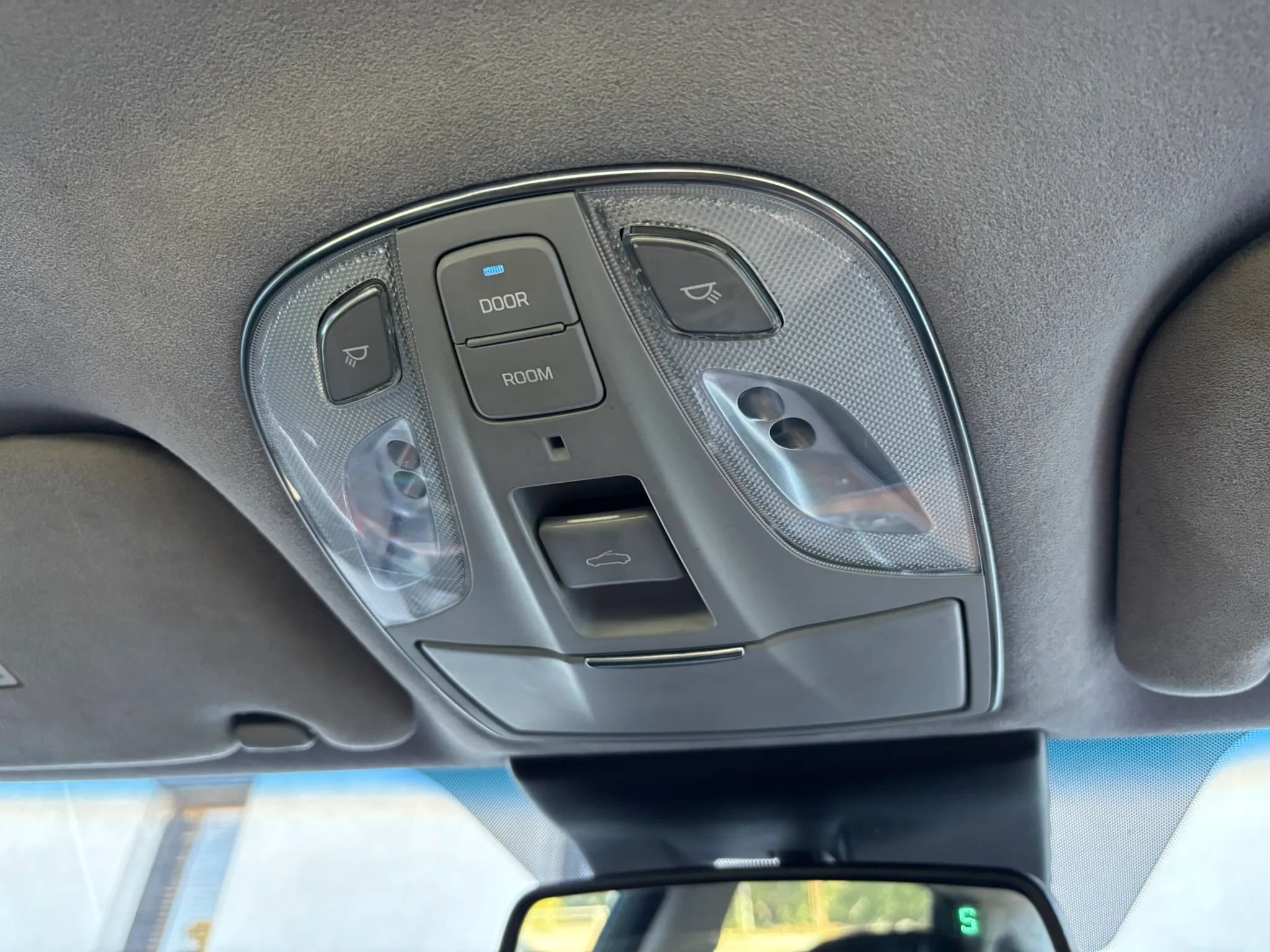 Used 2014 Hyundai Equus Signature RWD image 46