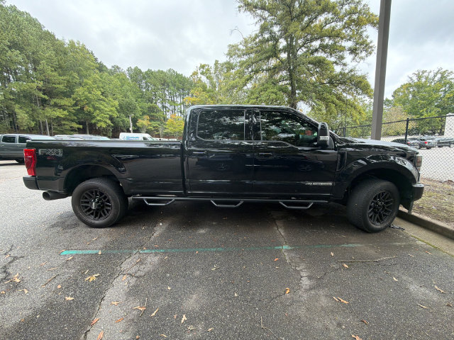 Used 2022 Ford F250 Lariat w/ Black Appearance Package AWD/4WD image 11