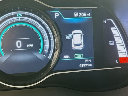 Used 2021 Hyundai Kona Ultimate image 19