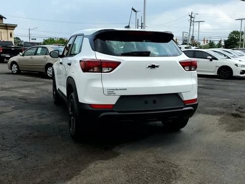 Used 2023 Chevrolet TrailBlazer LS AWD/4WD image 7