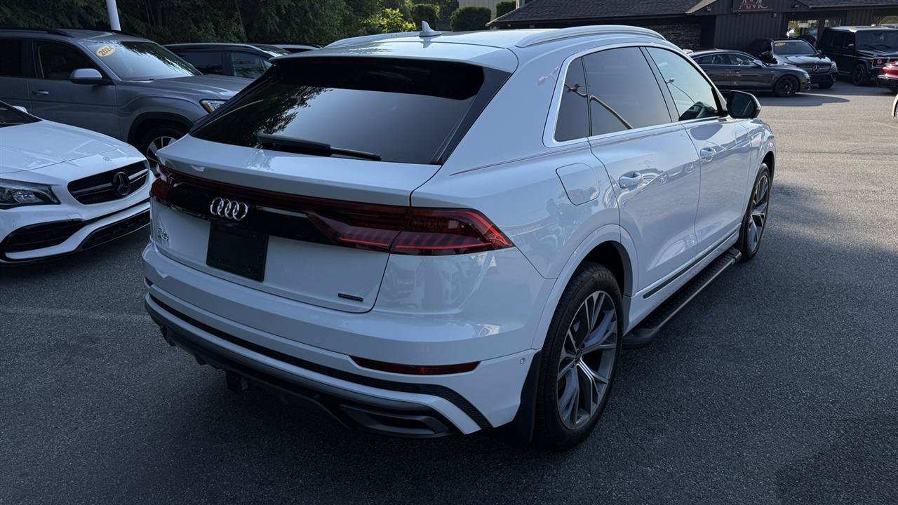 Used 2023 Audi Q8 Premium Plus w/ Premium Plus Package AWD/4WD image 18