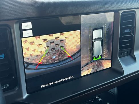 Used 2021 Ford Bronco Outer Banks image 23