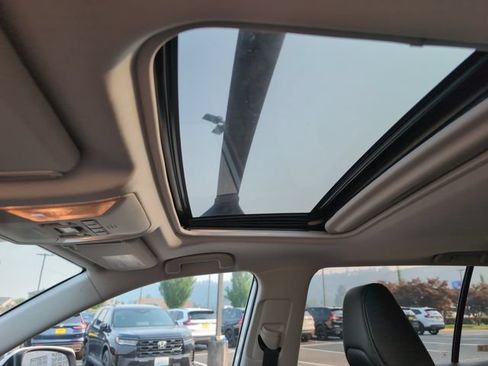 Used 2019 Toyota RAV4 Limited w/ Protection Package AWD/4WD image 30