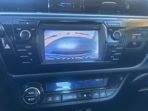 Used 2016 Toyota Corolla S image 11