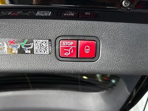 Certified 2026 Mercedes-Benz GLC 300 4MATIC image 35