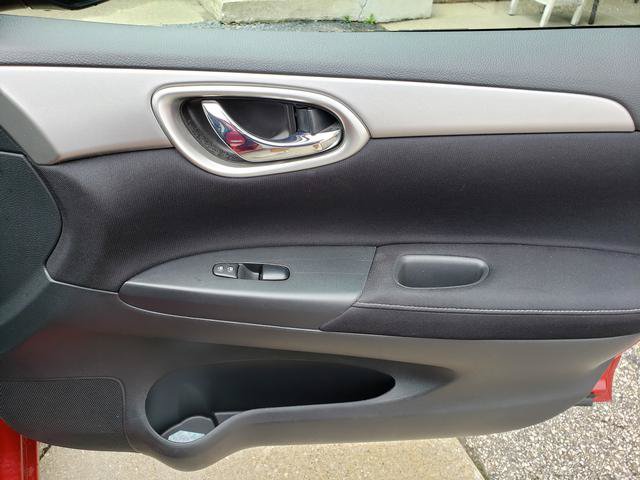 Used 2014 Nissan Sentra SV FWD image 18