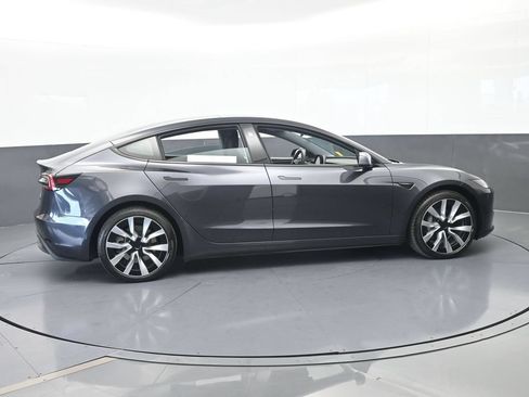 Used 2025 Tesla Model 3 Long Range RWD image 7