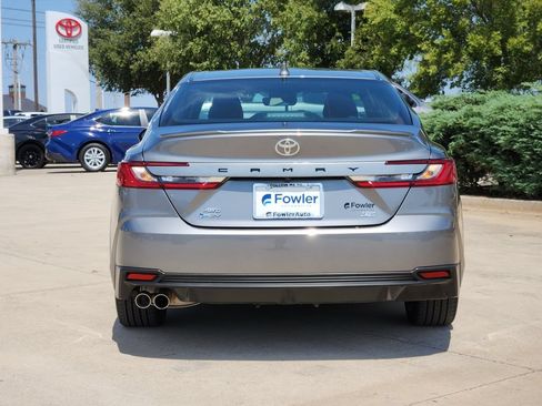 Used 2026 Toyota Camry SE w/ Multimedia Upgrade Package AWD/4WD image 6