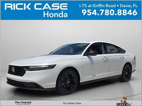 Certified 2025 Honda Accord SE image 1