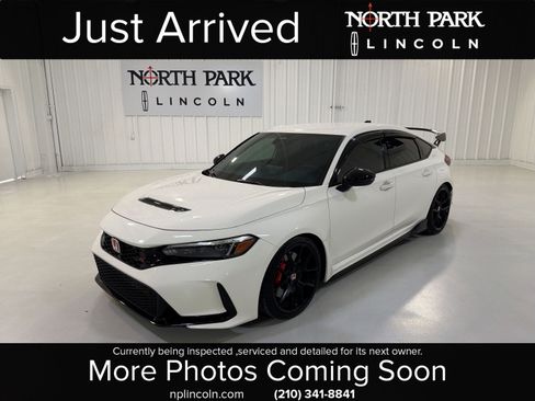 Used 2023 Honda Civic Type R image 1
