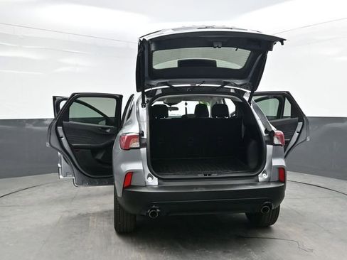 Used 2022 Ford Escape SE w/ SE Sport Appearance Package AWD/4WD image 36