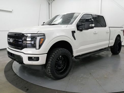 Used 2025 Ford F150 Lariat AWD/4WD image 3