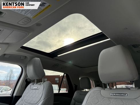 Used 2025 Ford Explorer Platinum w/ LUX Leather Package image 26