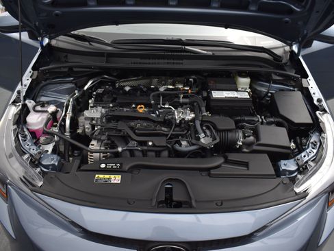 Used 2025 Toyota Corolla LE image 24