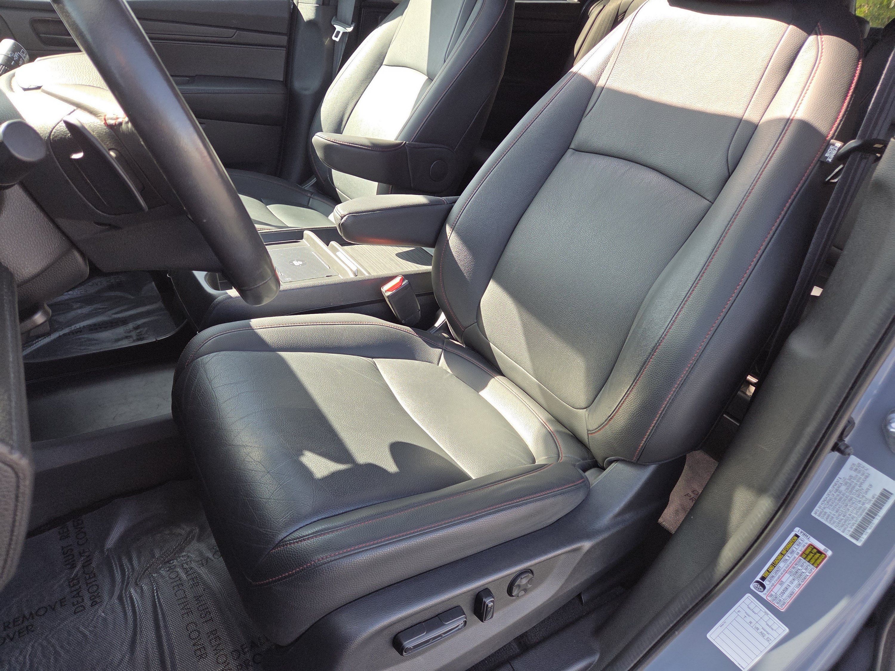 Used 2025 Honda Odyssey Sport-L image 6