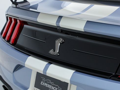 Used 2022 Ford Mustang Shelby GT500 w/ Carbon Fiber Track Pack image 20