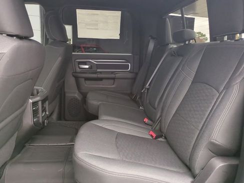 New 2026 RAM 2500 Big Horn AWD/4WD image 14