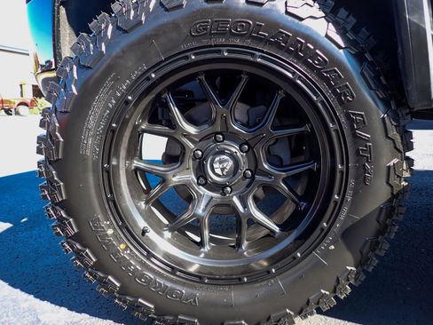 Used 2018 GMC Sierra 1500 Denali image 11