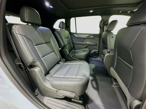 New 2026 GMC Acadia Elevation w/ Elevation Premium Package image 30