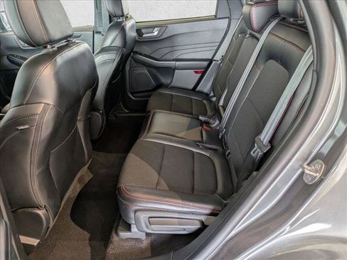 Used 2025 Ford Escape ST-Line image 19