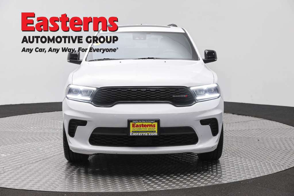 Used 2024 Dodge Durango GT RWD image 4