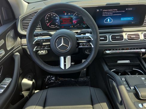 Certified 2026 Mercedes-Benz GLS 450 4MATIC image 12