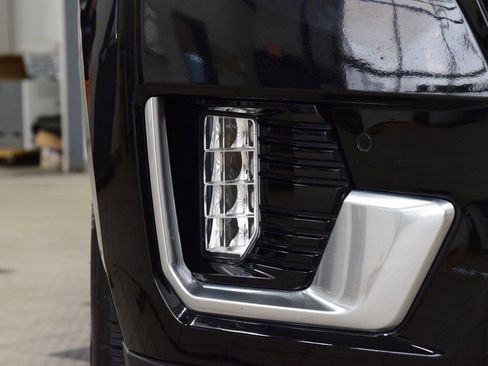 Used 2024 GMC Yukon XL Denali w/ Max Trailering Package image 14