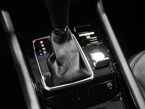 Used 2022 Jeep Compass Limited w/ (RED) Package image 23