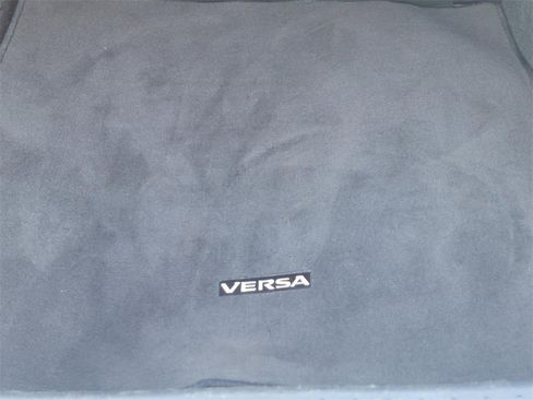 Certified 2021 Nissan Versa SV image 8