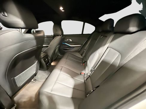 Used 2021 BMW 330e w/ Convenience Package image 17