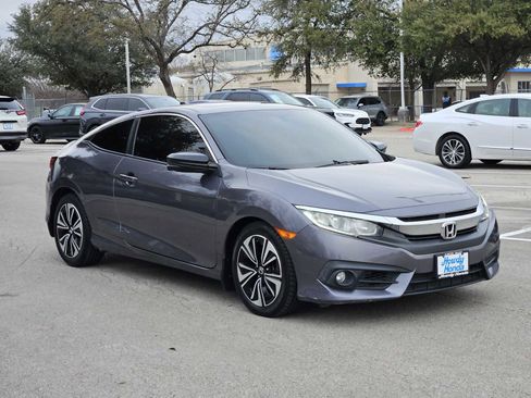 Used 2018 Honda Civic EX-T image 3