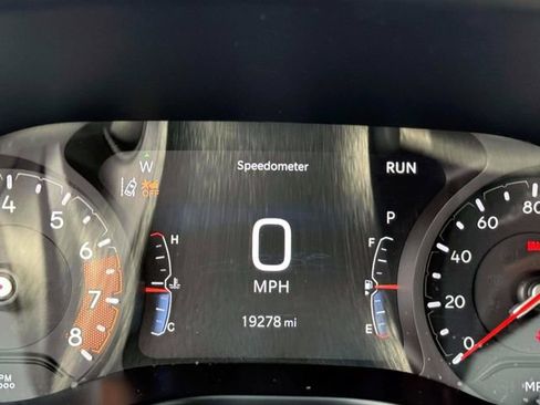 Certified 2025 Jeep Compass Limited AWD/4WD image 25