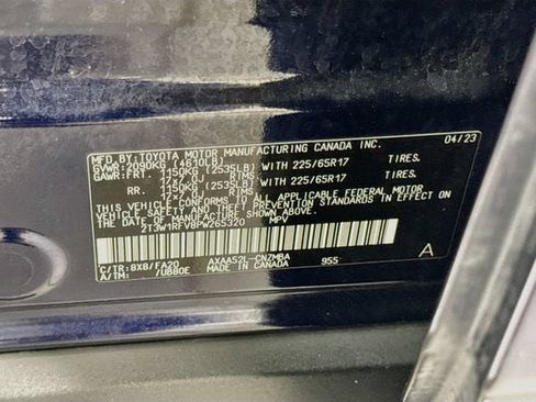 Certified 2023 Toyota RAV4 XLE FWD image 32