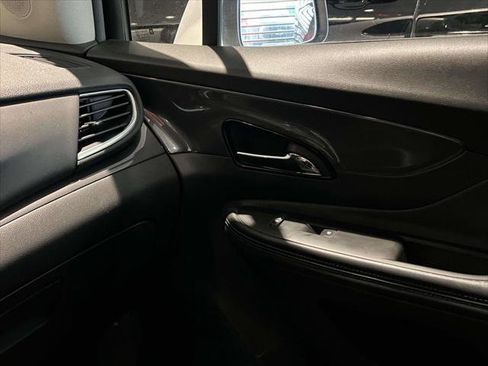 Used 2022 Buick Encore Preferred w/ Safety Package image 33