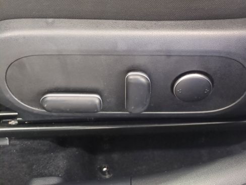 Used 2025 Hyundai Kona SEL image 20