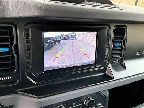 Used 2023 Ford Bronco Black Diamond AWD/4WD image 29