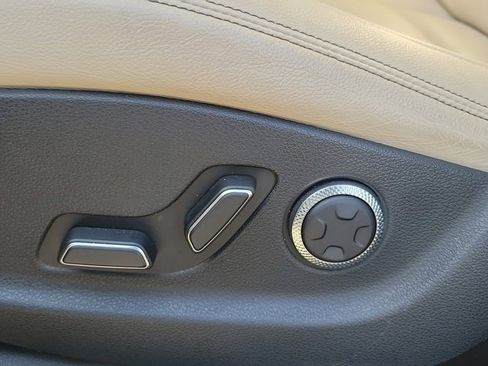 Used 2023 Genesis GV70 2.5T image 20