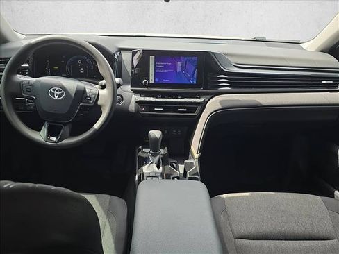 Used 2025 Toyota Camry LE FWD image 19